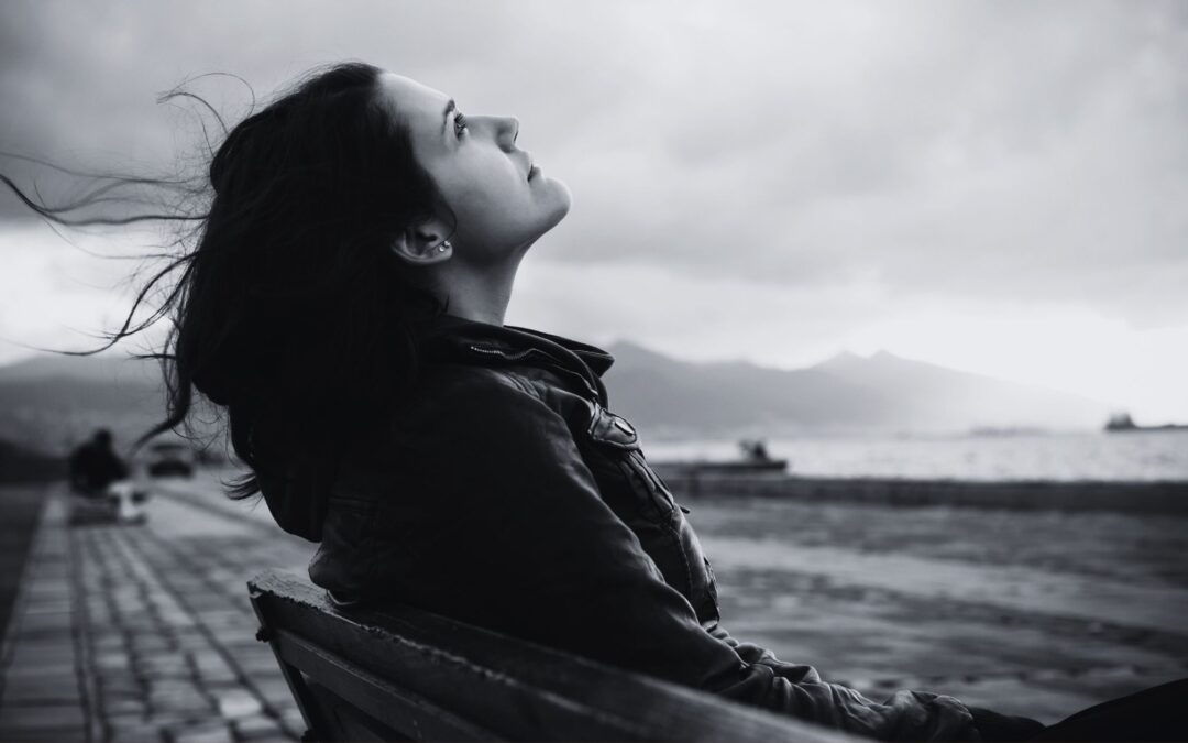 How to Overcome Imposter Syndrome in Your 30s and Build Unshakable Confidence