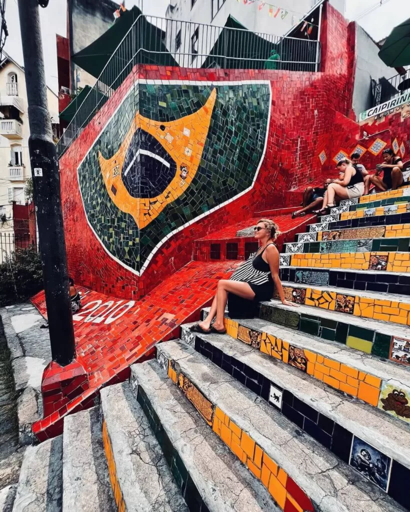 Small Daily Mindfulness and Gratitude Practices to Change How You Experience Life