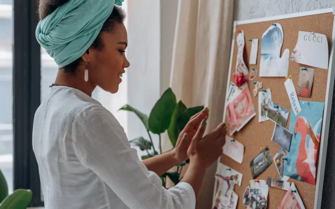 Beyond the Aesthetic: 7 Steps to Create a 2026 Vision Board That Drives Transformation (Not Just Decoration)