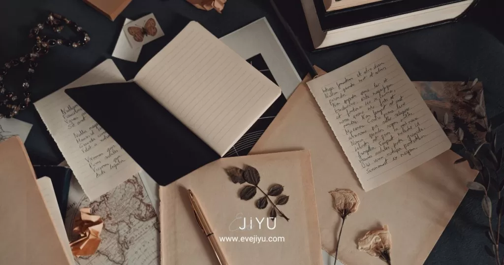 Ultimate Year-End Journaling Prompts +Free 30-page Guide